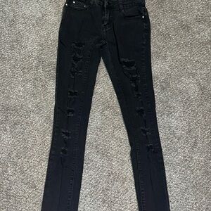 Fashion Nova Black Faded Jeans Size 5/6